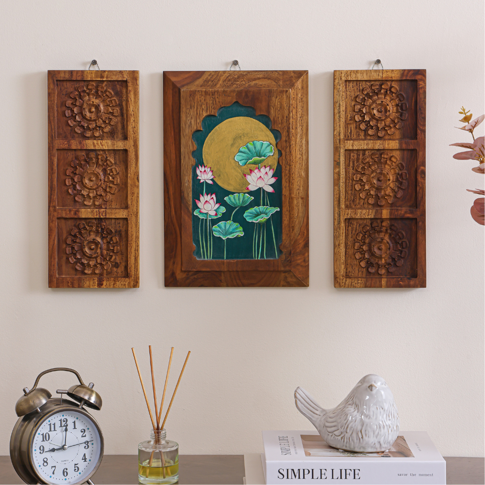 "Chandra-Kamal Jharokha" Sheesham Wall Plates (Set of 3) | Mirai Woods