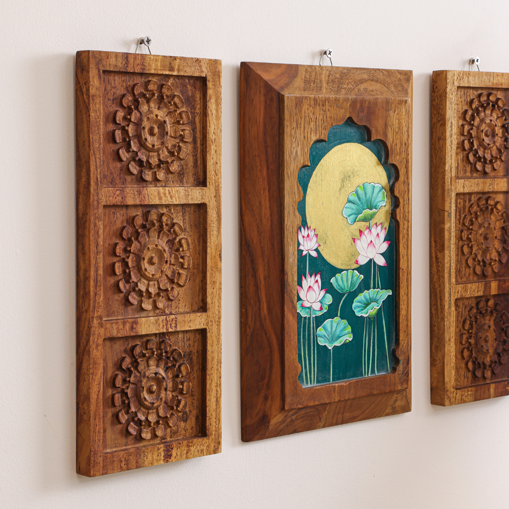 "Chandra-Kamal Jharokha" Sheesham Wall Plates (Set of 3) | Mirai Woods