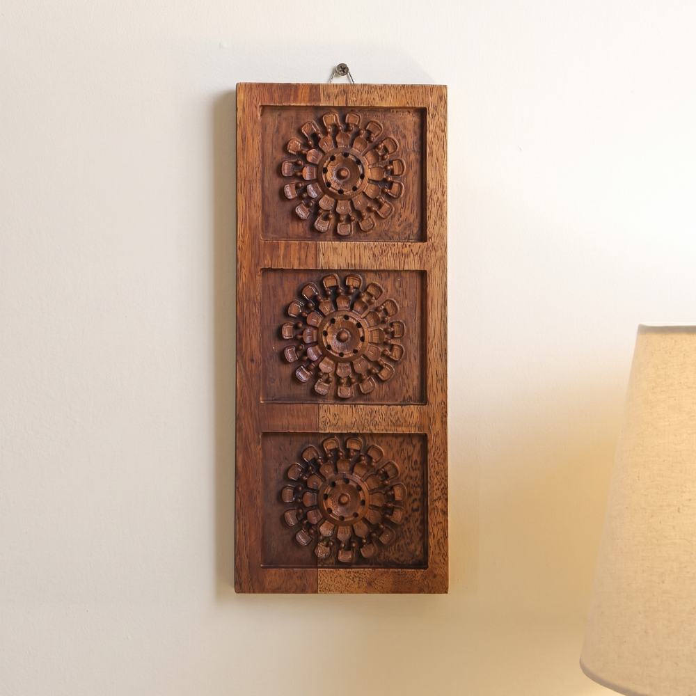 "Chandra-Kamal Jharokha" Sheesham Wall Plates (Set of 3) | Mirai Woods