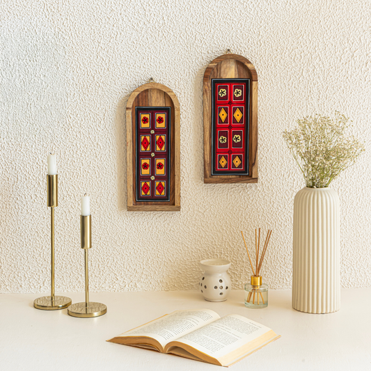 Dwar Wooden Wall Plates | Traditional Entryway Decor