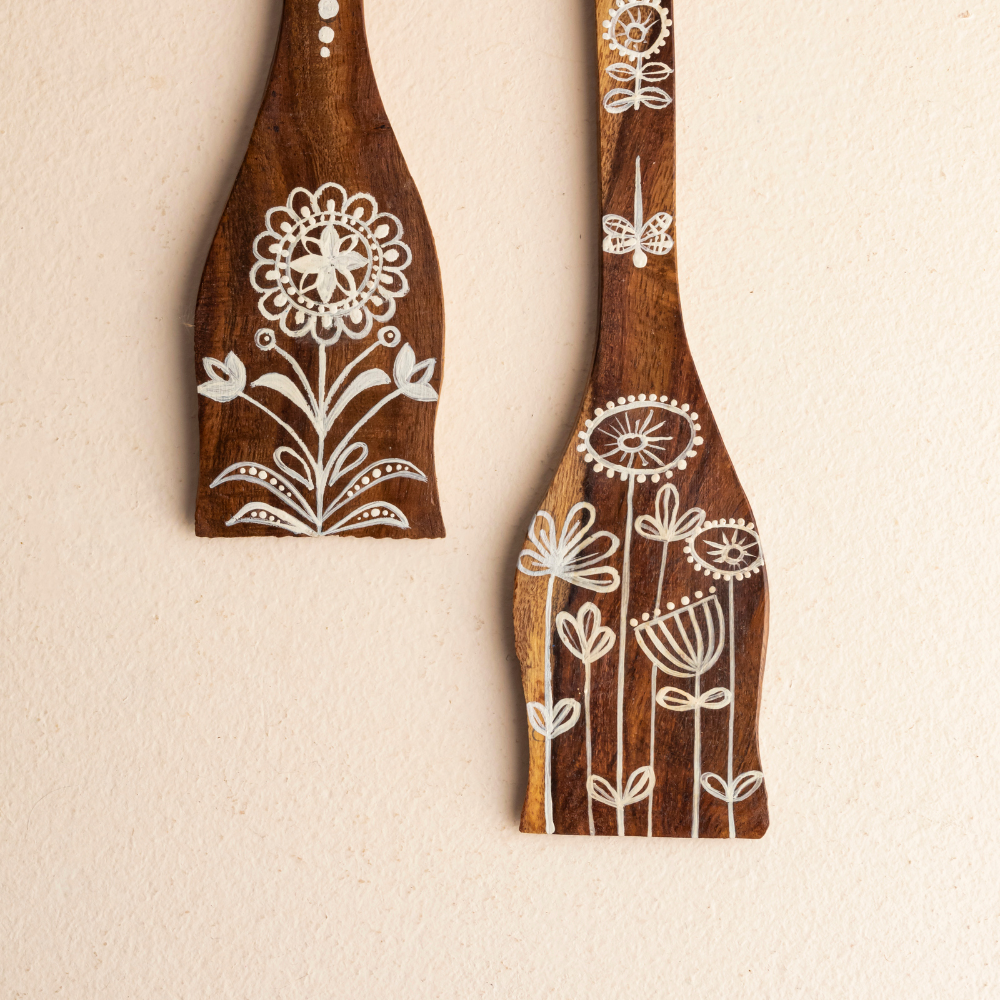 Mirai Woods ® Itish Wooden Wall Hanging for Home Decoration| Living Room |